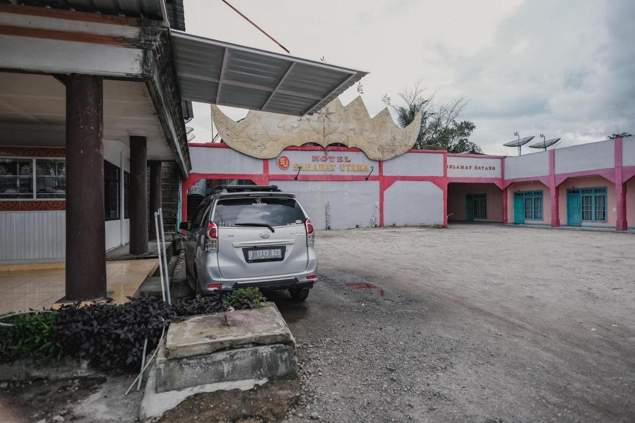 Reddoorz Syariah Near Kebun Raya Liwa Hotell Negarabatin Exteriör bild