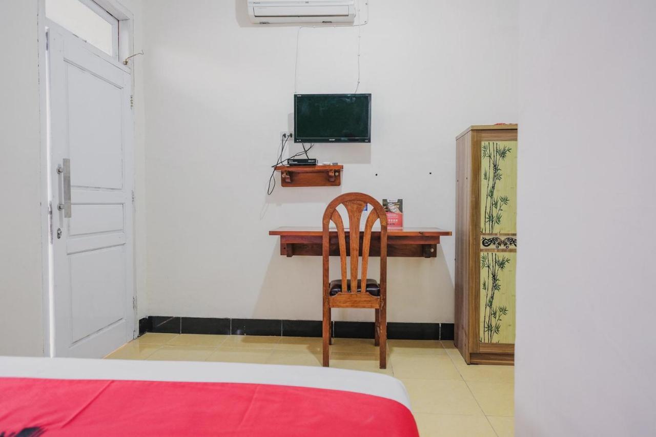 Reddoorz Syariah Near Kebun Raya Liwa Hotell Negarabatin Exteriör bild