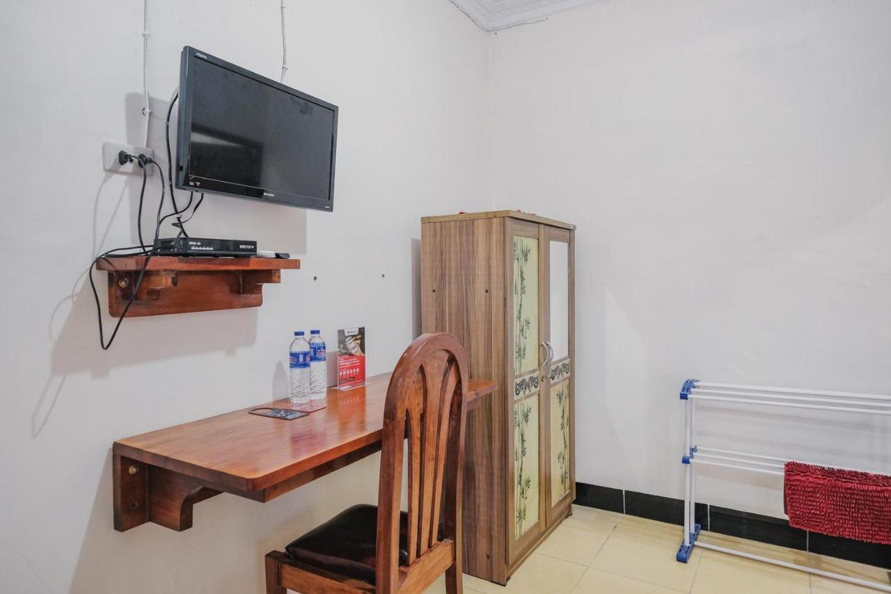 Reddoorz Syariah Near Kebun Raya Liwa Hotell Negarabatin Exteriör bild